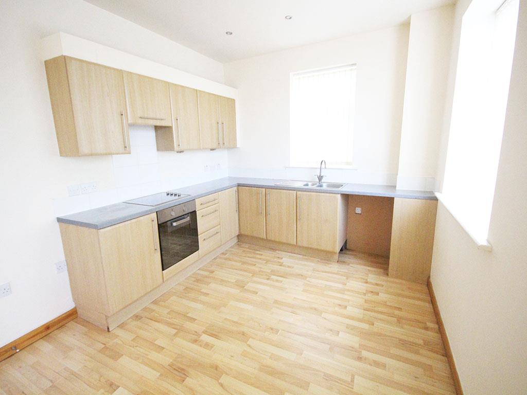 2 bedroom apartment To Let in Colne - IMG_3429.jpg